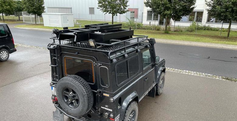 land-rover-2E0C2CEB5-94C7-31D7-2DD9-F267984C4322.jpg